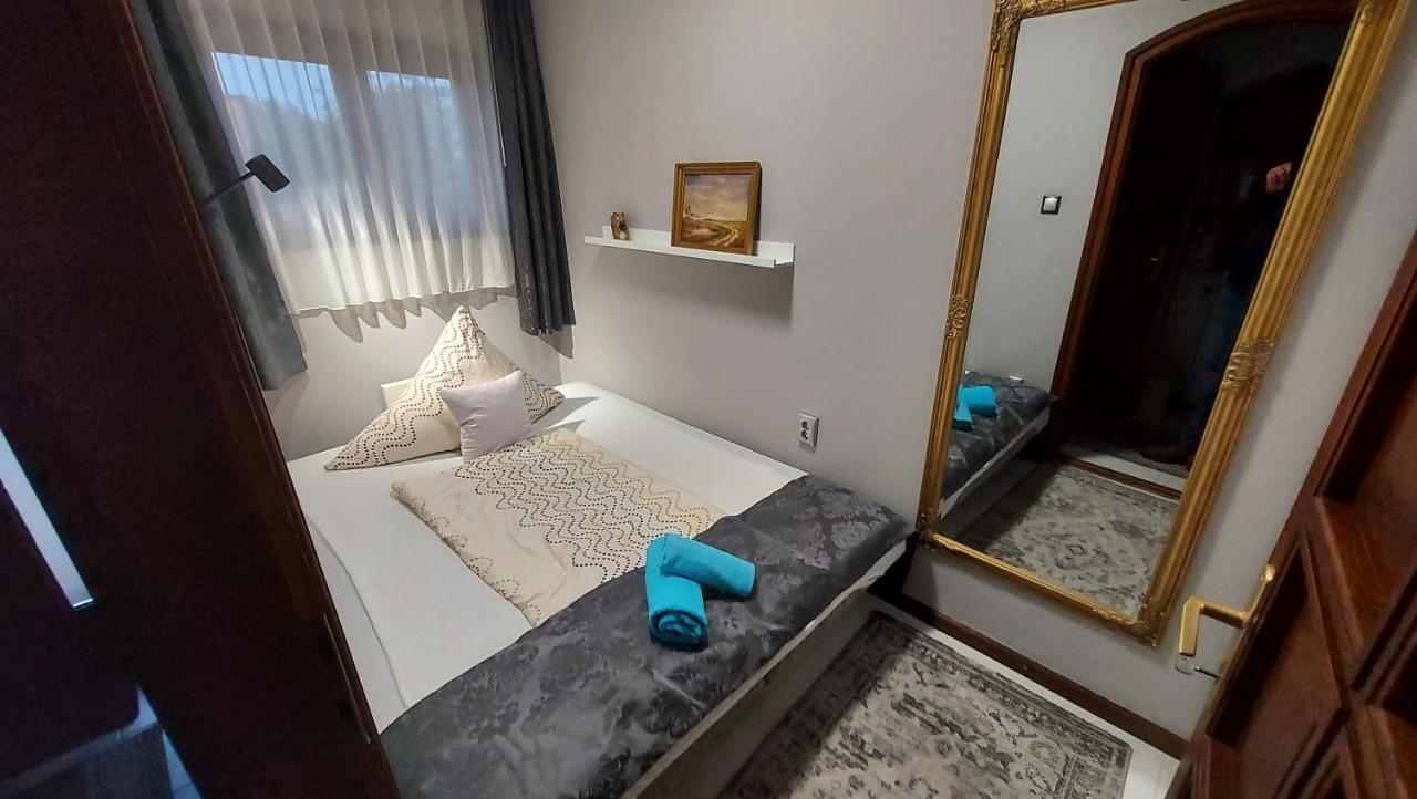 Titi Classic & Trendy Apartman Bük 外观 照片