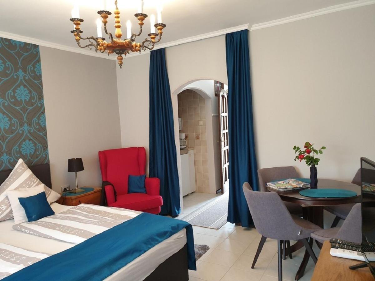 Titi Classic & Trendy Apartman Bük 外观 照片
